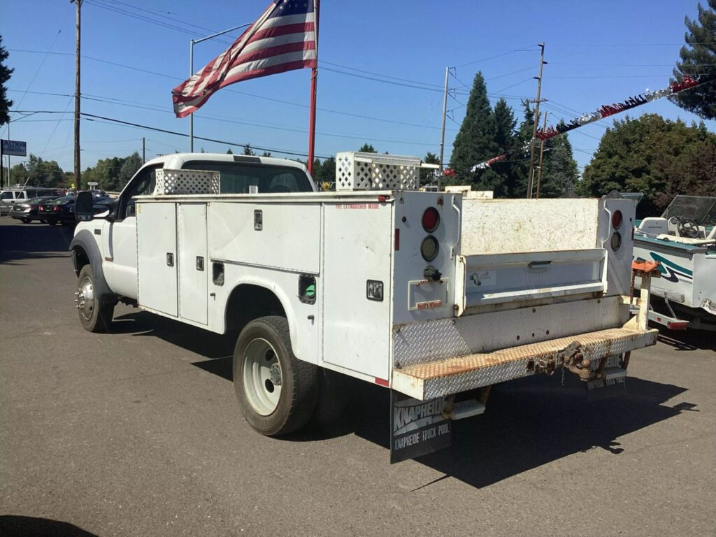 2004 FORD F-550 XL Super Duty