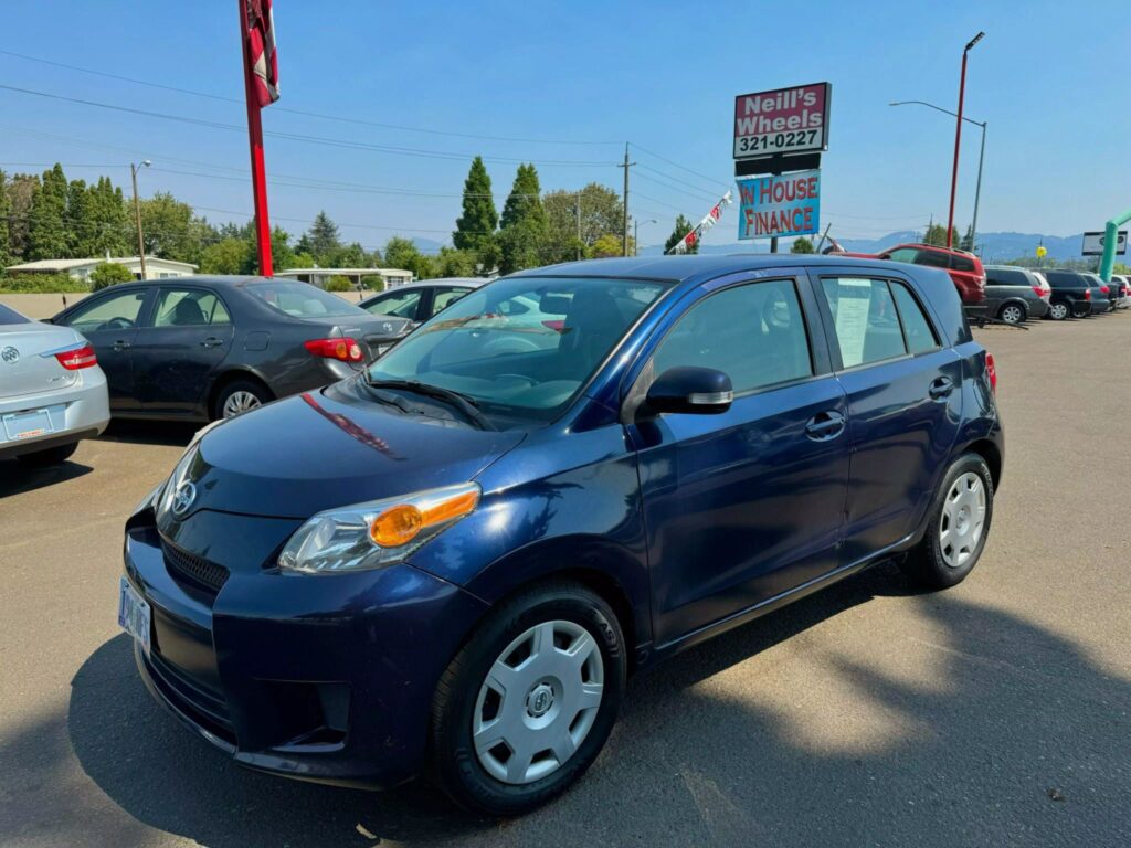 2008 Scion xD Base