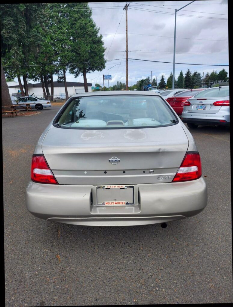2001 Nissan Altima GLE
