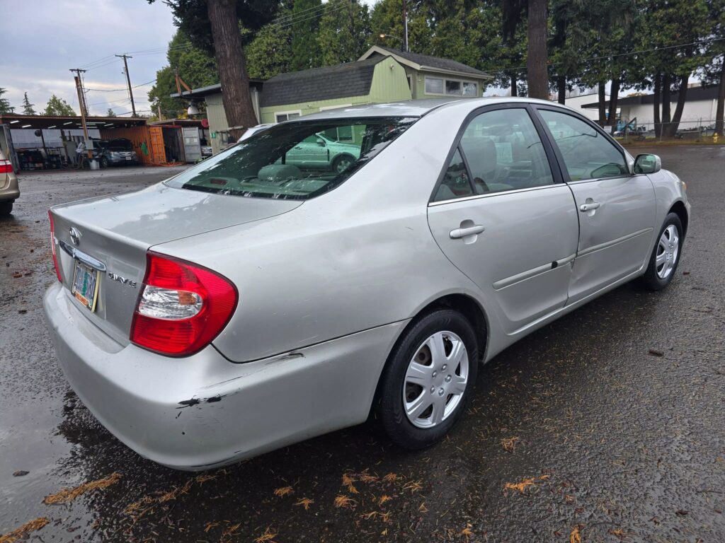 2003 Toyota Camry LE