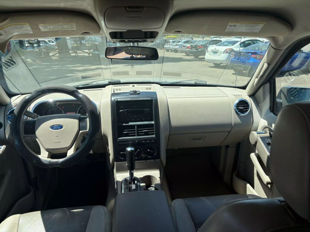 2006 Ford Explorer XLT