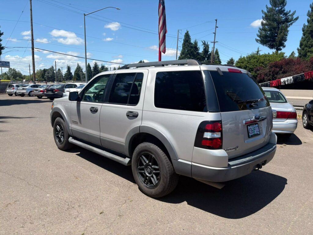 2006 Ford Explorer XLT