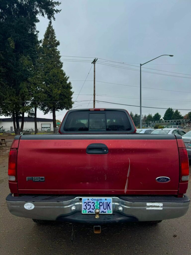 2000 Ford F-150 WS SuperCab Short Bed 2WD