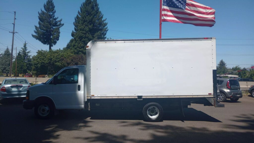 2014 GMC Savana G4500 159 In.