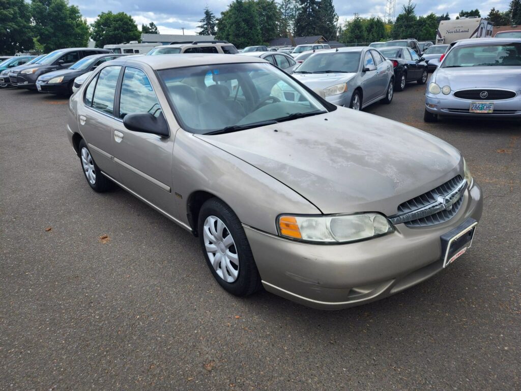 2001 Nissan Altima GLE