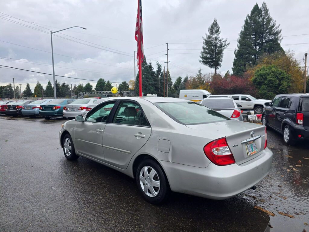 2003 Toyota Camry LE