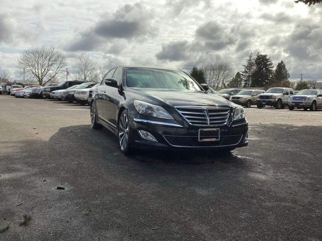 2012 Hyundai Genesis Premium