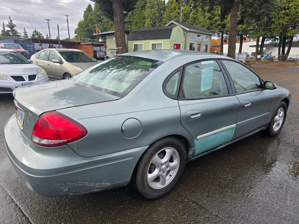 2006 Ford Taurus SEL