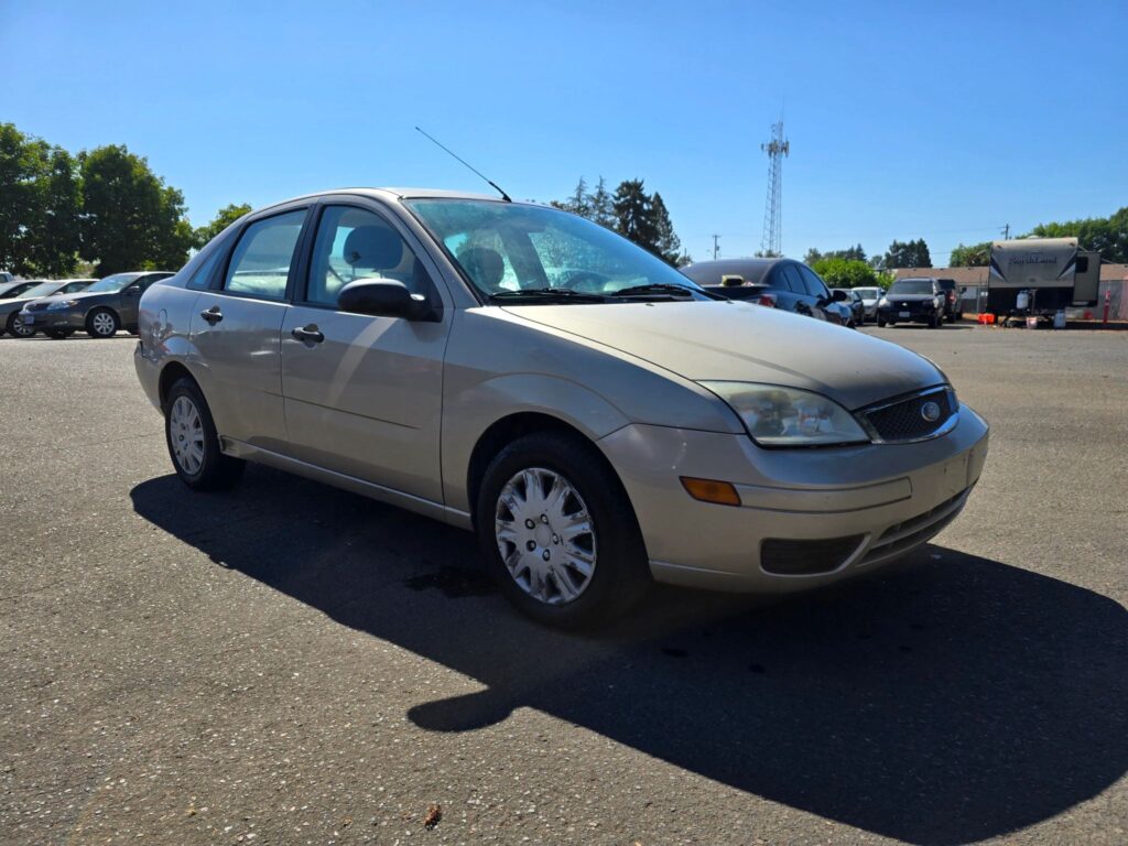 2007 Ford Focus ZX4 S