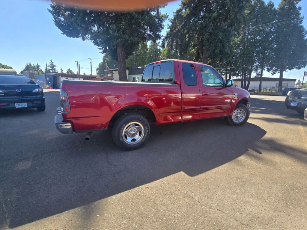 2002 Ford F-150 XLT