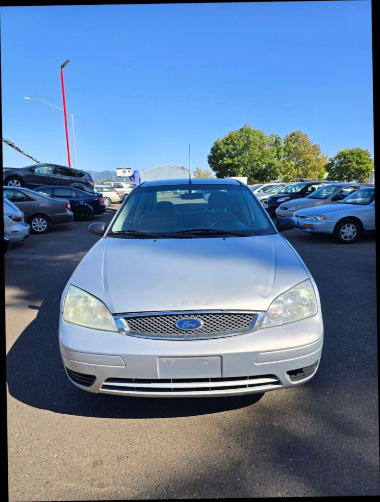 2007 Ford Focus ZX4 S