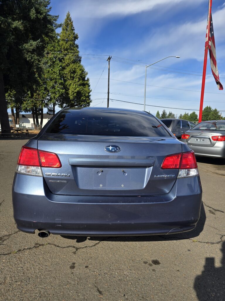 2013 Subaru Legacy 2.5i Premium