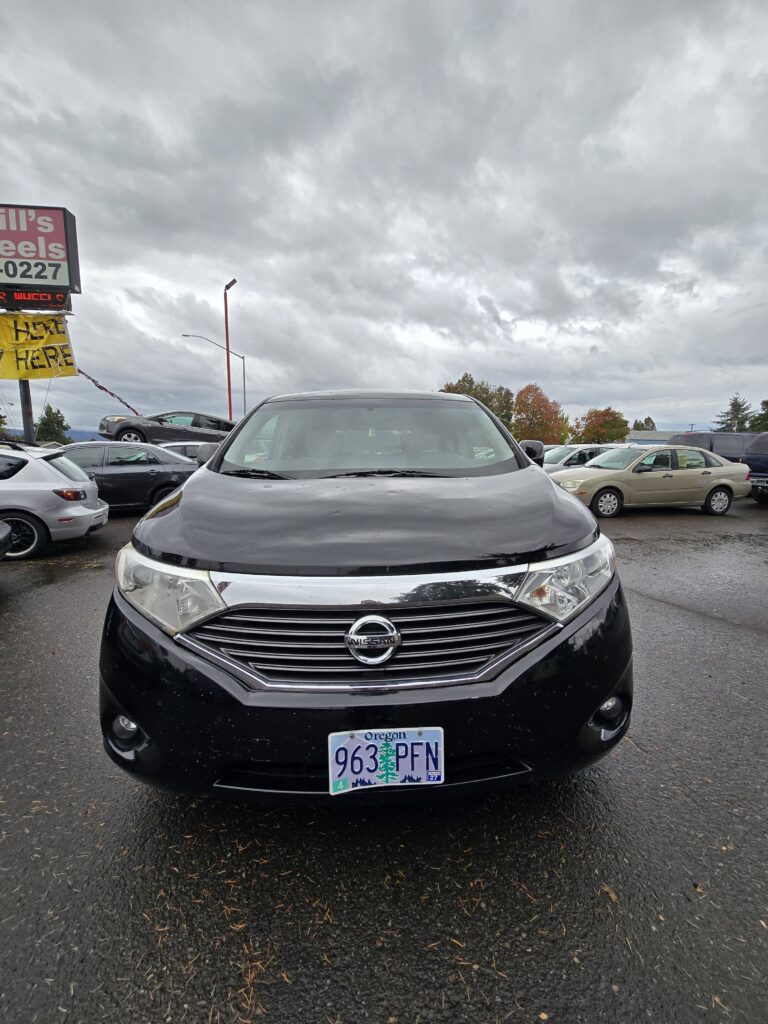 2017 Nissan Quest Platinum