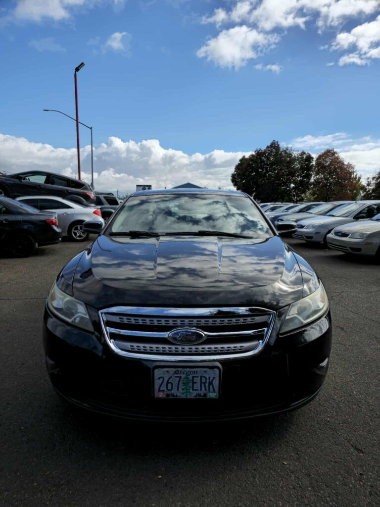 2010 Ford Taurus SEL