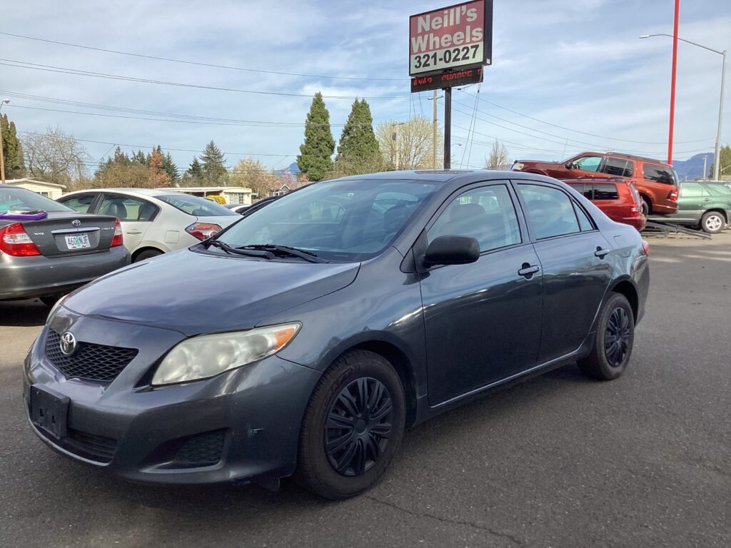 2010 Toyota Corolla Sedan 4D