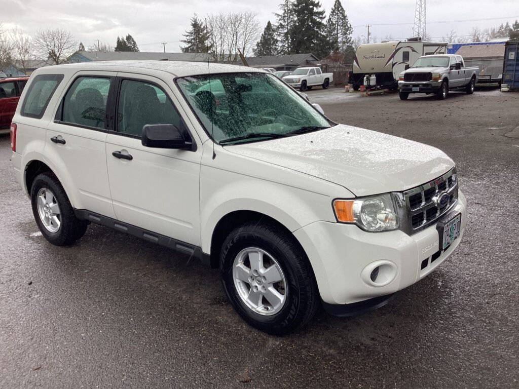 2011 Ford Escape XLS