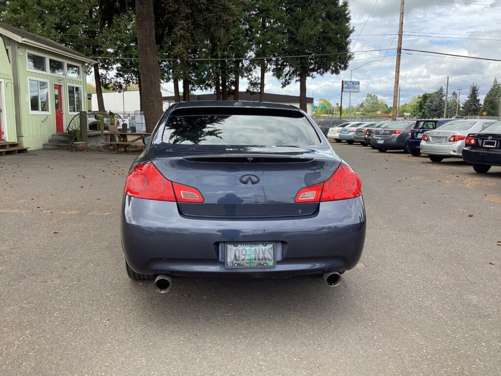 2009 Infiniti G37