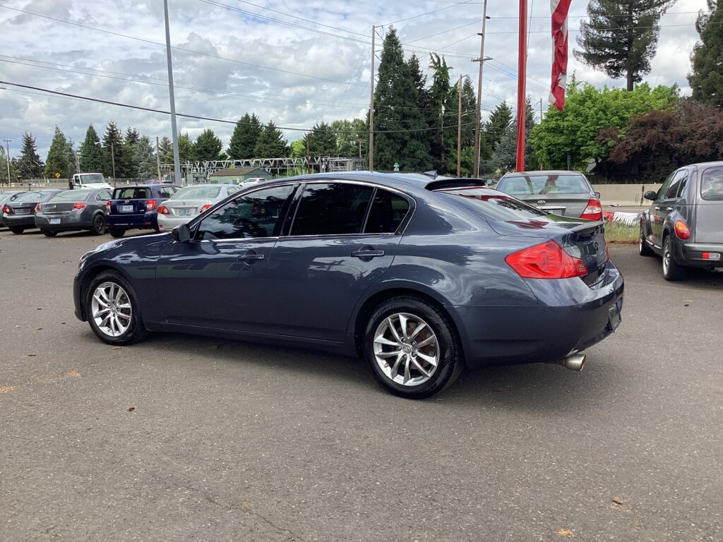 2009 Infiniti G37