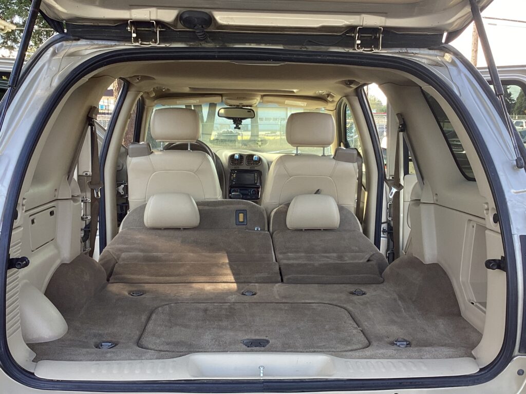 2004 Buick Rainier Base