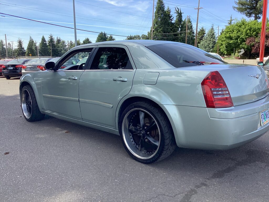 2006 Chrysler 300 Base