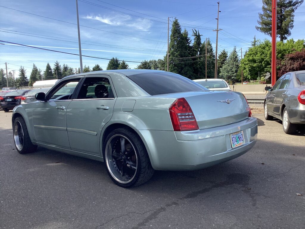 2006 Chrysler 300 Base