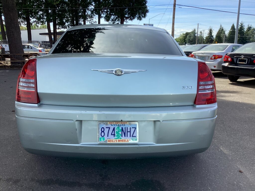 2006 Chrysler 300 Base