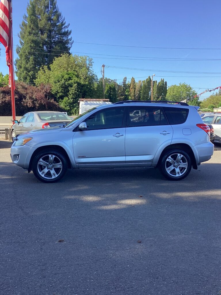 2011 Toyota RAV4 Sport