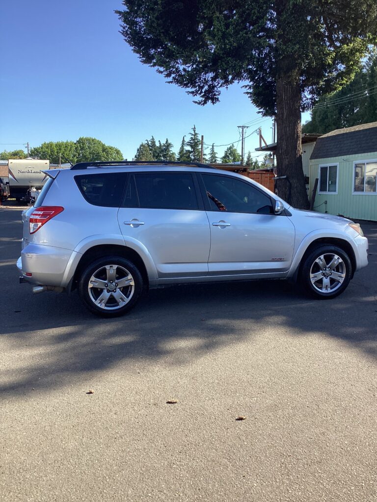 2011 Toyota RAV4 Sport