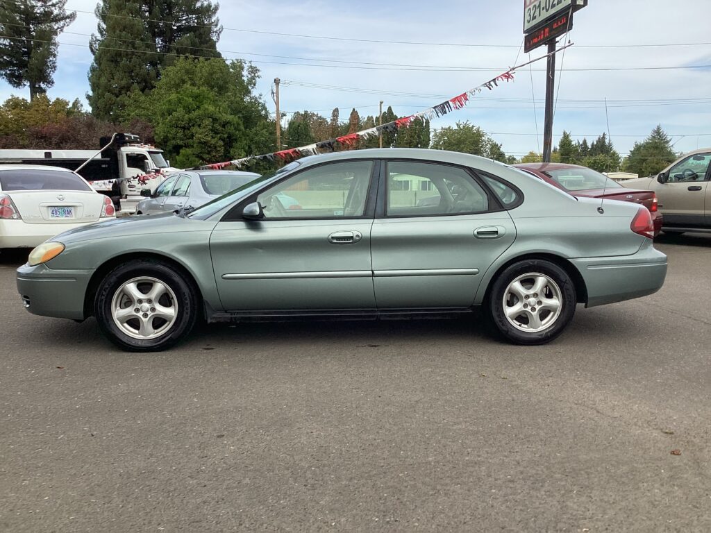 2006 Ford Taurus SEL