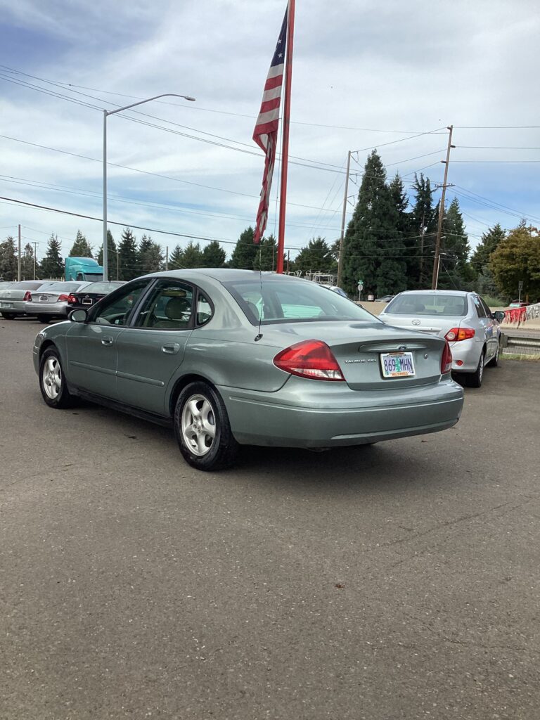 2006 Ford Taurus SEL