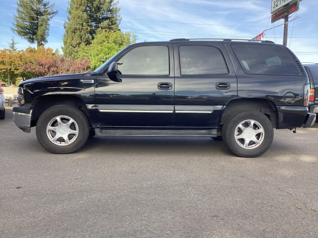2004 Chevrolet Tahoe LS