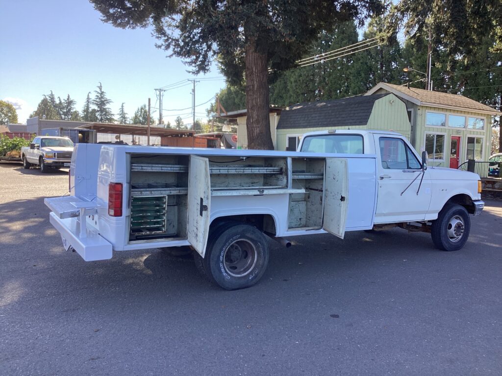 1990 FORD 450